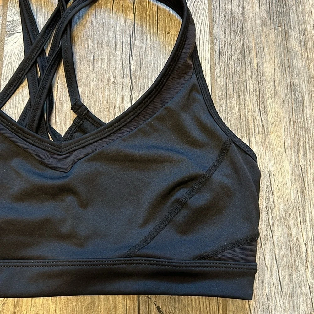 Marika Strappy Sports Bra medium black womens